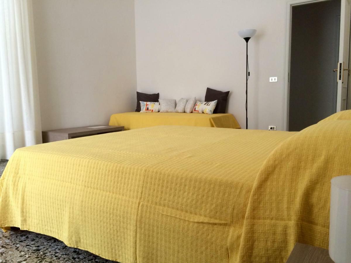 B&B Zia Iaia Siderno Eksteriør billede