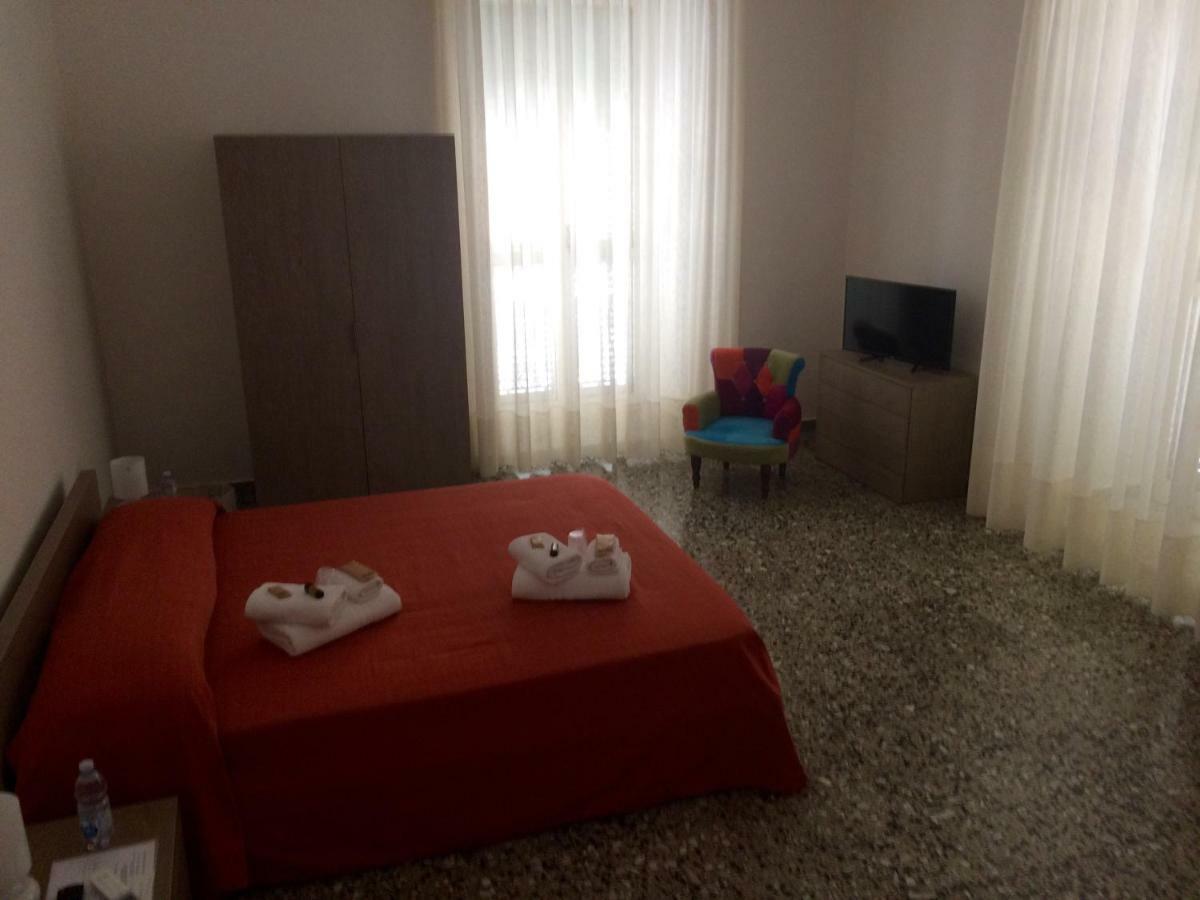 B&B Zia Iaia Siderno Eksteriør billede