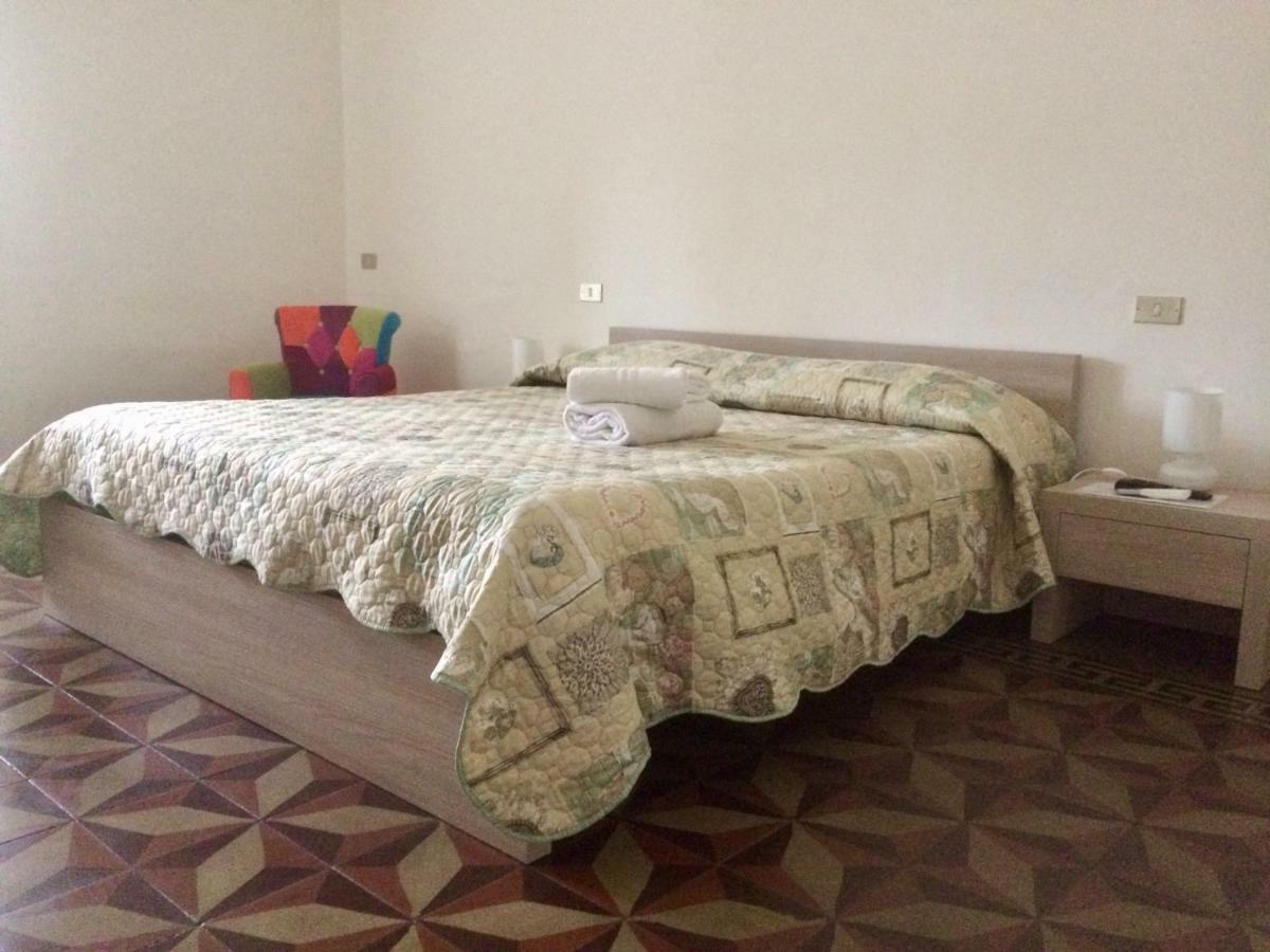 B&B Zia Iaia Siderno Eksteriør billede
